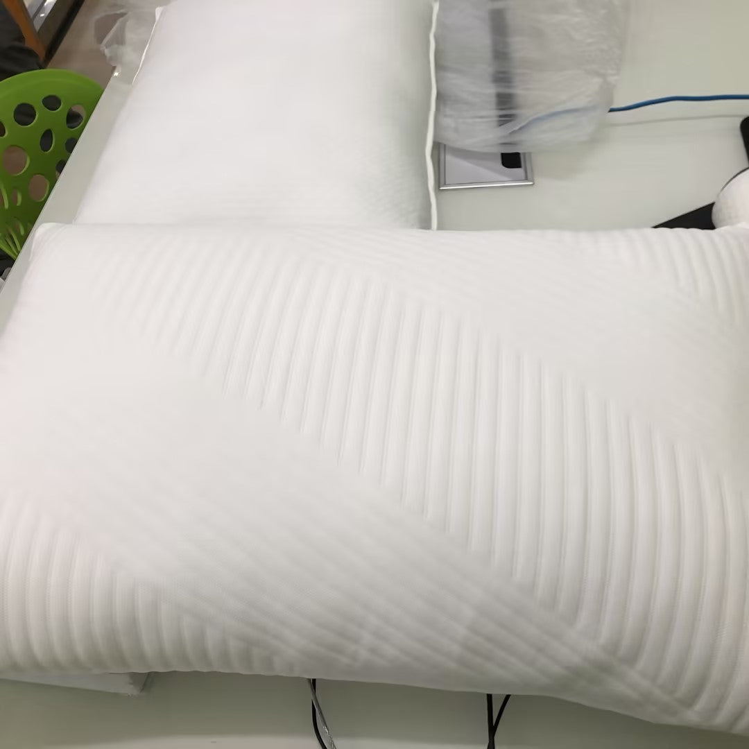 Load image into Gallery viewer, MaxKare Shredded Memory Foam Pillow