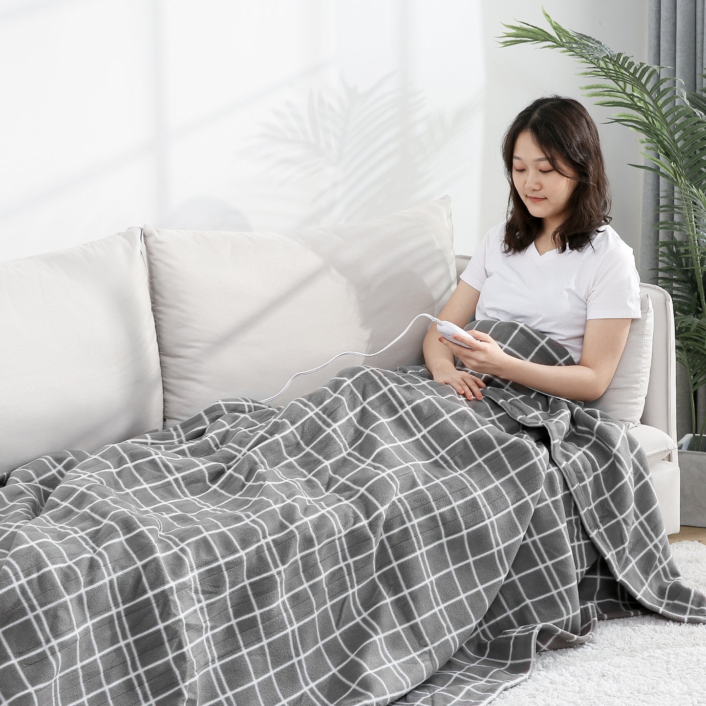 Maxkare Electric Blanket 72" x 84" Full Size Heated Throw Blanket with Adjustable Timer 4 Heating Levels, Auto-Off Feature Machine-Washable(Grey&White)