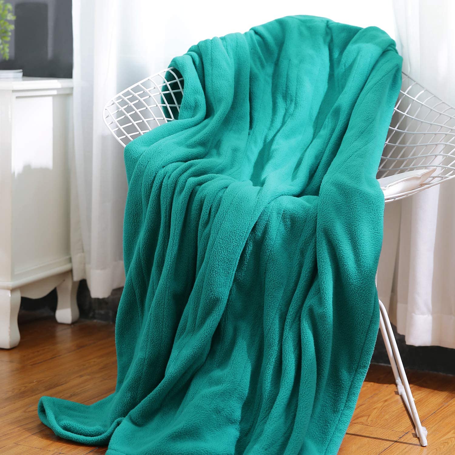 Load image into Gallery viewer, Electric Blanket Heated Throw with 4 Heating Levels &amp; 3 Hours Auto Off, Double-Sided Soft Polar Fleece Blanket 50&quot; x 60&quot; with Fast Heating &amp; Machine Washable, Home Office Use-Lake Green